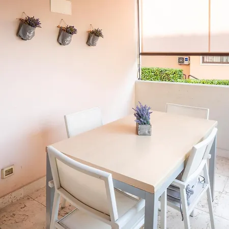 Giardinello Apartment