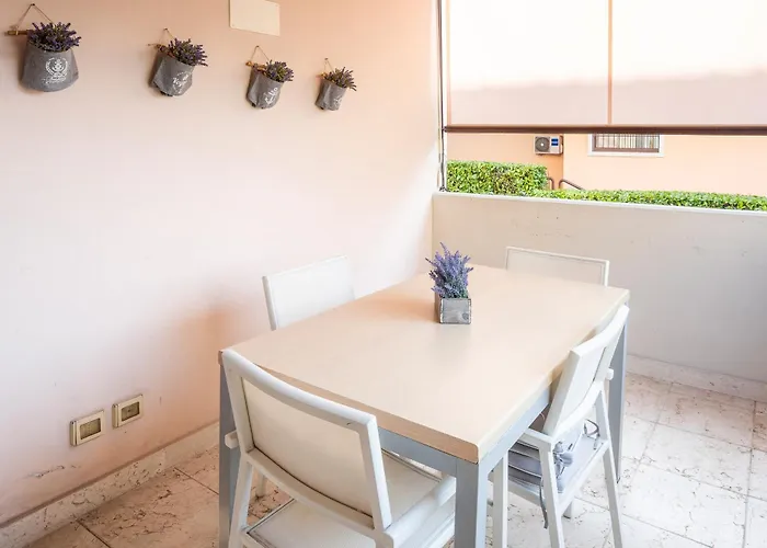 Giardinello Apartment